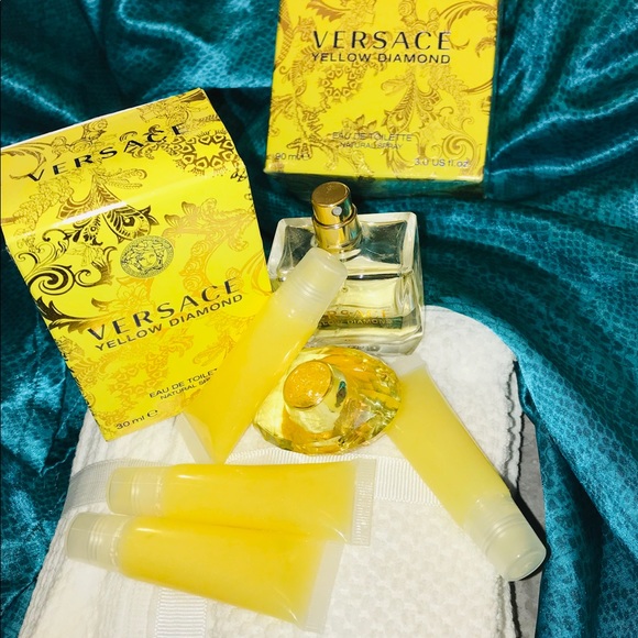 Lip Gloss - Picture 1 of 1